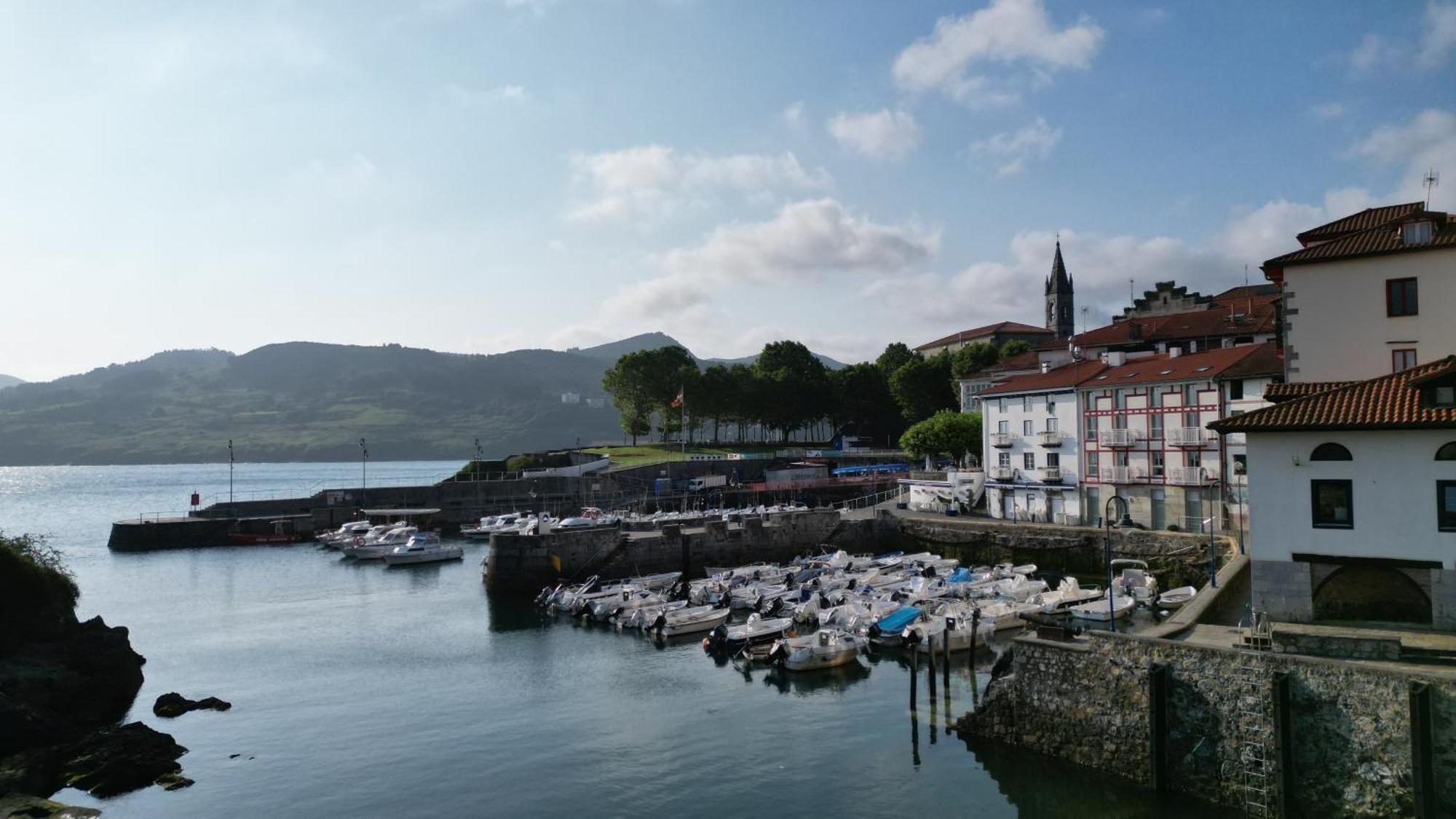 Apartamentos&Spa Mundaka Port Exterior photo